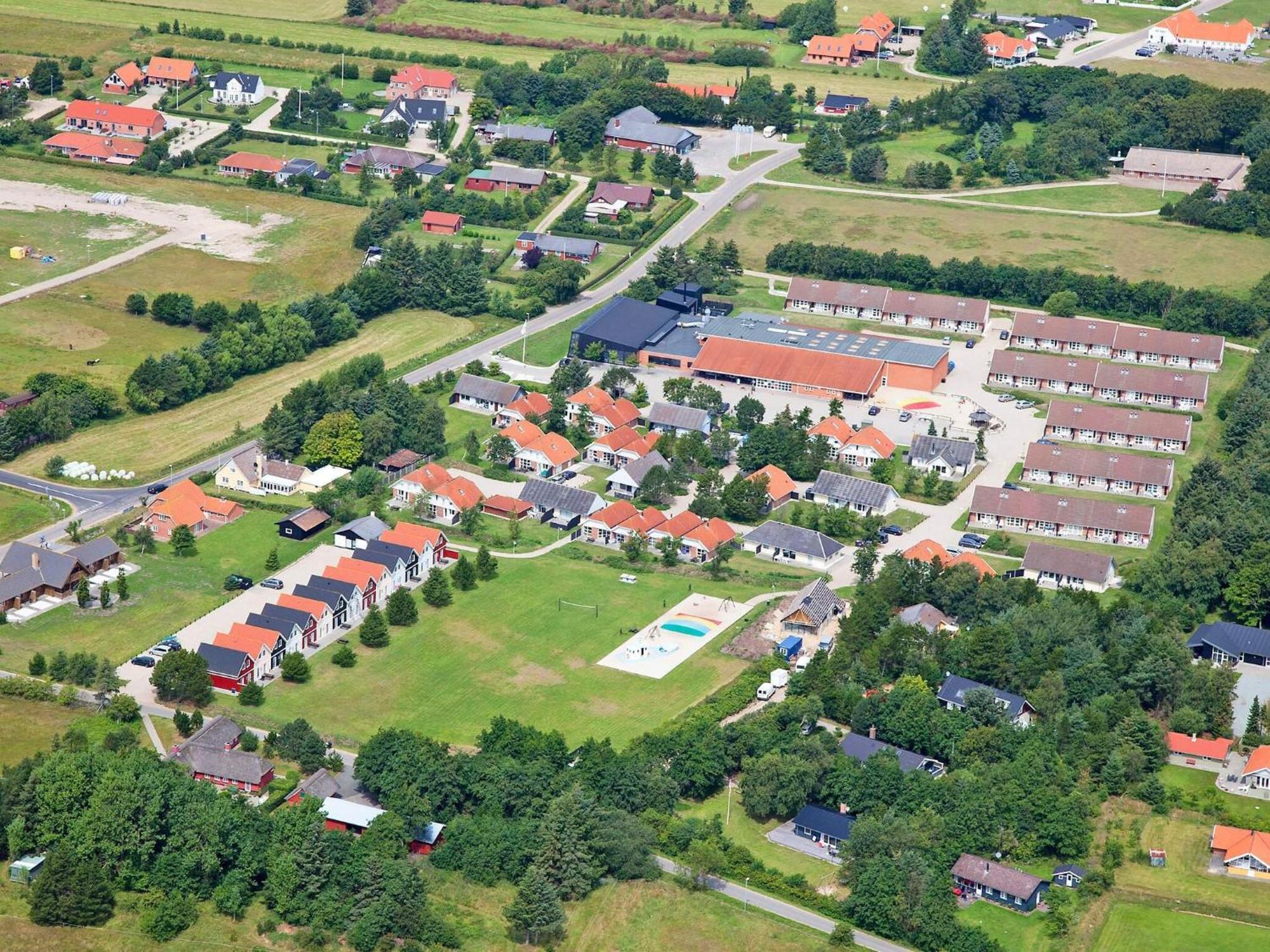 10 Person Holiday Home On A Holiday Park Blåvand Exterior foto